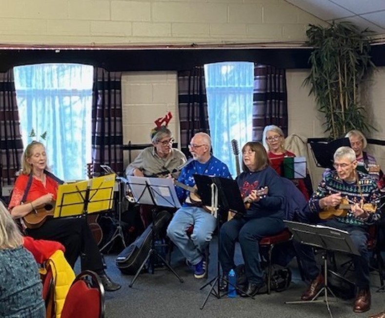 Ukelele group performing